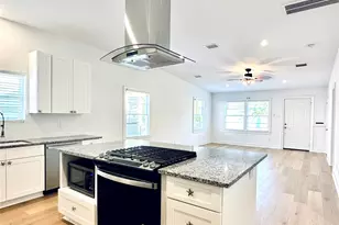 4808 Ave S, Galveston, TX 77551 - Photo 5