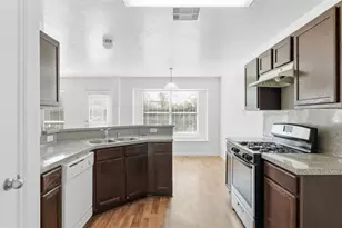 9307 Dewberry Blossom Ln, Houston, TX 77064 - Photo 9