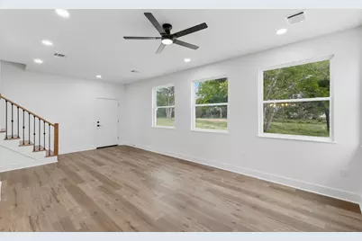 732 Azalea St, Prairie View, TX 77484 - Photo 7