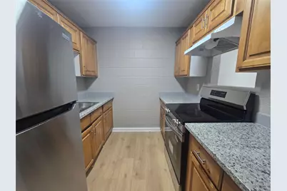 4217 Sealy Street #6, Galveston, TX 77550 - Photo 5