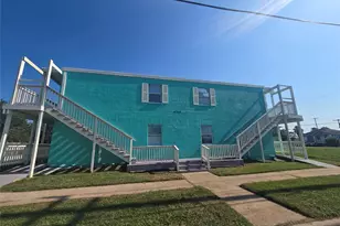 4217 Sealy St, Galveston, TX 77550 - Photo 1