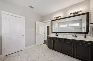 1415 Biondo Way, Houston, TX 77008 - Photo 11