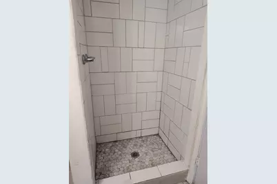 527 W 6th Street, Freeport, TX 77541 - Photo 15