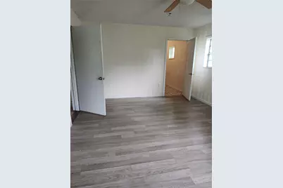 527 W 6th Street, Freeport, TX 77541 - Photo 9