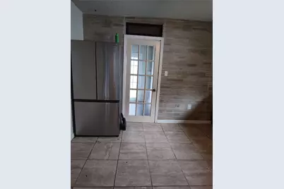 527 W 6th Street, Freeport, TX 77541 - Photo 7