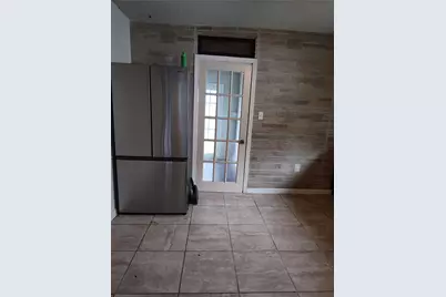 527 W 6th Street, Freeport, TX 77541 - Photo 7