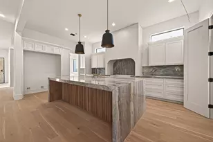 4046 Drummond St, Houston, TX 77025 - Photo 7