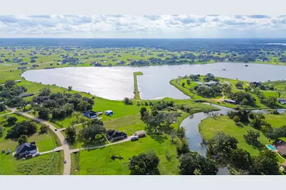 608 Wagon Wheel Tr Trail, Angleton, TX 77515 - Photo 21