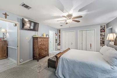 2004 E Lake Drive, Huntsville, TX 77340 - Photo 13