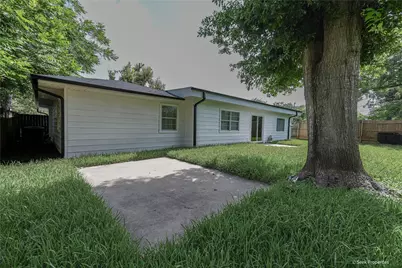 7942 Hammerly Boulevard, Houston, TX 77055 - Photo 19