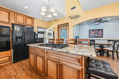 531 Lindale Street, Houston, TX 77022 - Photo 19