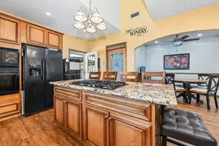 531 Lindale St, Houston, TX 77022 - Photo 19