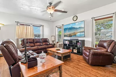 531 Lindale Street, Houston, TX 77022 - Photo 21