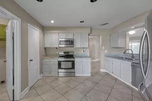 12015 Fallbrook Dr, Houston, TX 77065 - Photo 13