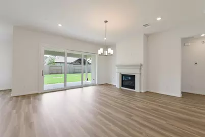 16119 Rustling Woods Road, Conroe, TX 77302 - Photo 5