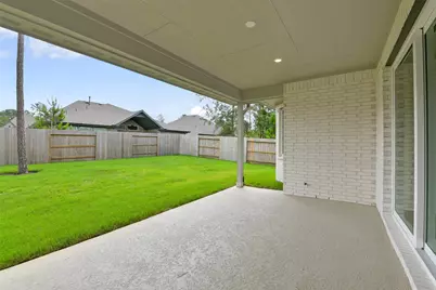 16119 Rustling Woods Road, Conroe, TX 77302 - Photo 35