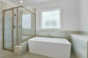 16119 Rustling Woods Rd, Conroe, TX 77302 - Photo 23