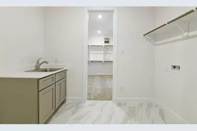 16119 Rustling Woods Road, Conroe, TX 77302 - Photo 33