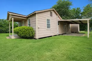 1840 Hebert St, Beaumont, TX 77705 - Photo 17