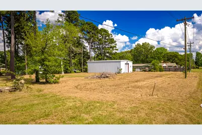 327 Palmetto Drive, Livingston, TX 77351 - Photo 3