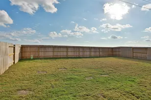 2818 Ruby Laurel Dr, Iowa Colony, TX 77583 - Photo 29