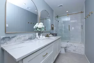 3803 Oaklace Dr, Spring, TX 77389 - Photo 9