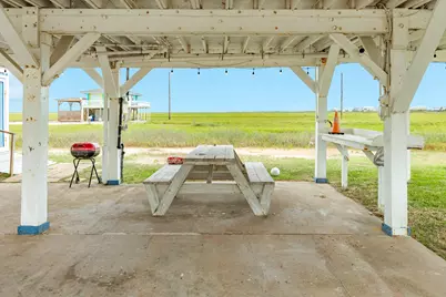 326 Bay Avenue, Surfside Beach, TX 77541 - Photo 31