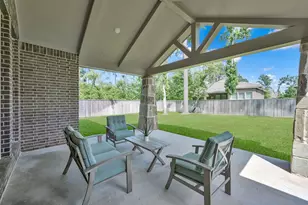 503 Woodsy Pine Ct, Conroe, TX 77304 - Photo 39