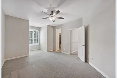 33931 Mill Creek Way, Pinehurst, TX 77362 - Photo 31