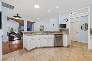 211 Lake Walden Cove, Montgomery, TX 77356 - Photo 13
