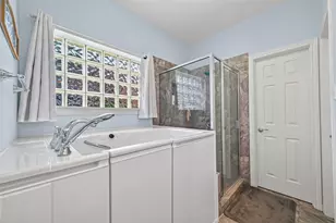 211 Lake Walden Cove, Montgomery, TX 77356 - Photo 19