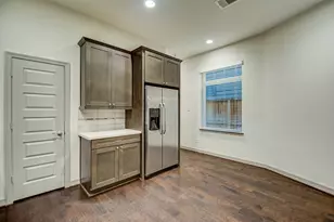 5941 Kansas St, Houston, TX 77007 - Photo 9