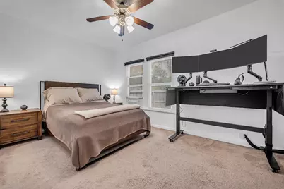 730 S Holmes Street, La Porte, TX 77571 - Photo 25