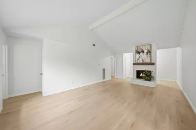 11502 Elmcroft Drive, Houston, TX 77099 - Photo 7