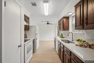 11502 Elmcroft Dr, Houston, TX 77099 - Photo 9