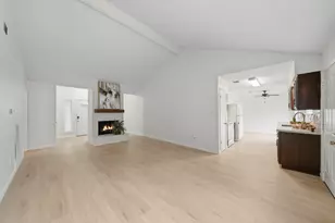 11502 Elmcroft Dr, Houston, TX 77099 - Photo 3