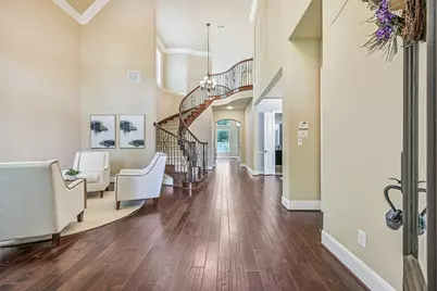 2304 Halls Creek Court, Friendswood, TX 77546 - Photo 5