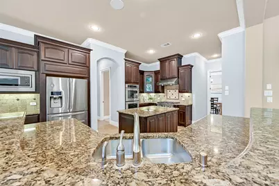 2304 Halls Creek Court, Friendswood, TX 77546 - Photo 15
