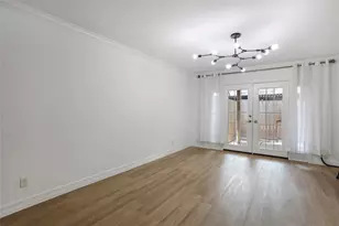 857 Wax Myrtle Ln, Houston, TX 77079 - Photo 9