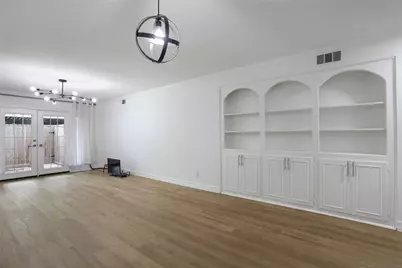 857 Wax Myrtle Lane #4, Houston, TX 77079 - Photo 7