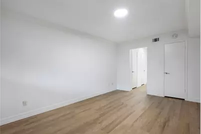 857 Wax Myrtle Lane #4, Houston, TX 77079 - Photo 19