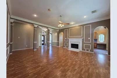 6903 Springcrest Court, Sugar Land, TX 77479 - Photo 3