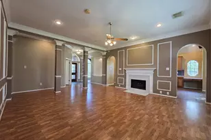 6903 Springcrest Ct, Sugar Land, TX 77479 - Photo 3