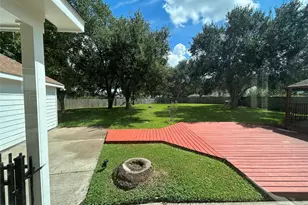 8230 Falling Water Ct, Sugar Land, TX 77478 - Photo 11