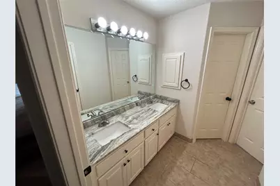 8230 Falling Water Court, Sugar Land, TX 77478 - Photo 31