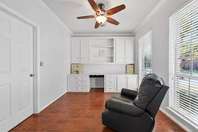 15630 Twisting Springs Drive, Cypress, TX 77433 - Photo 7