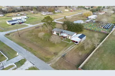 25 County Road 6022B, Dayton, TX 77535 - Photo 3