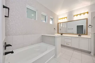 13010 Oleander Bay Lane, Texas City, TX 77568 - Photo 7