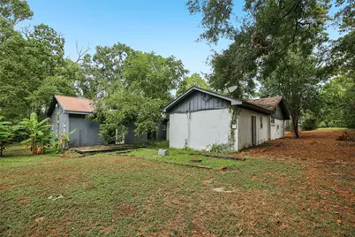 242 Bishop, Livingston, TX 77351 - Photo 41