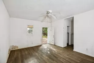 242 Bishop, Livingston, TX 77351 - Photo 3